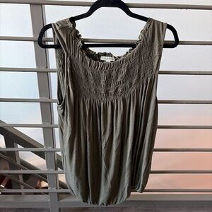 Army green sleeveless blouse | y2k office siren midsized